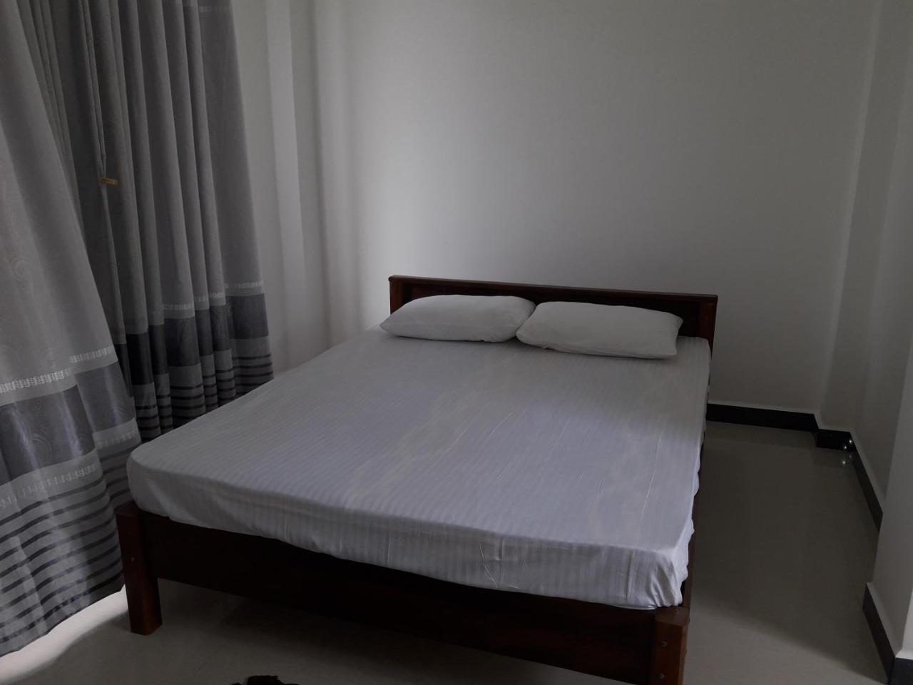 Kanora lake resort Maharagama Bagian luar foto