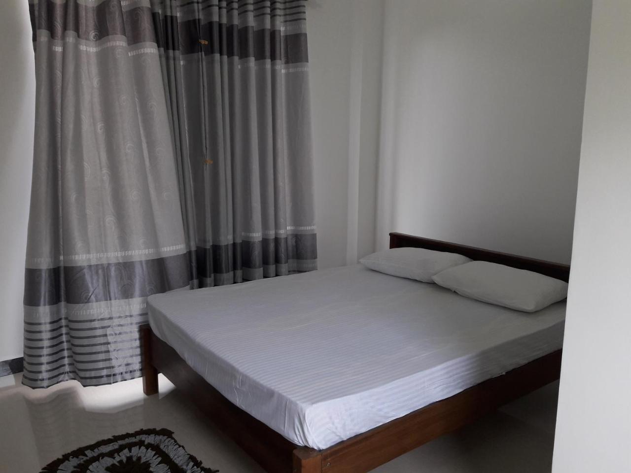 Kanora lake resort Maharagama Bagian luar foto